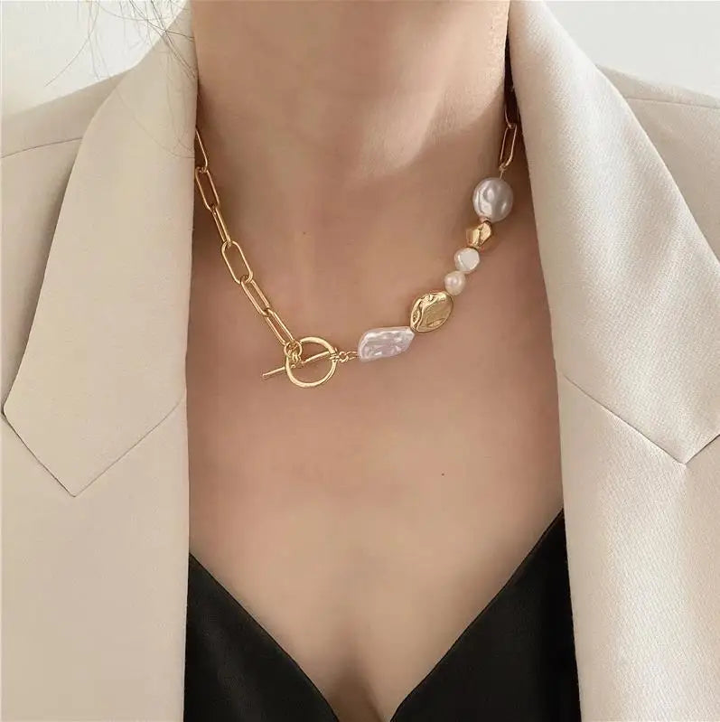 Layered Pearl Thick Chains Pendant Necklace