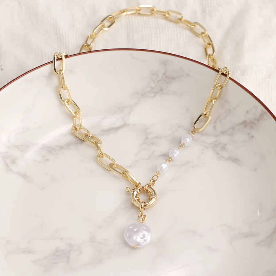 Layered Pearl Thick Chains Pendant Necklace