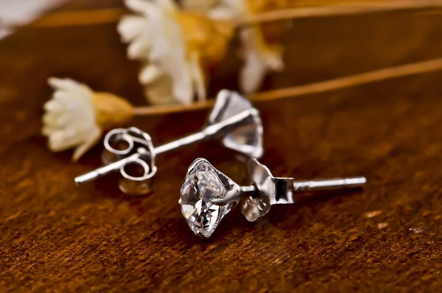 925 Sterling Silver Zircon Studs