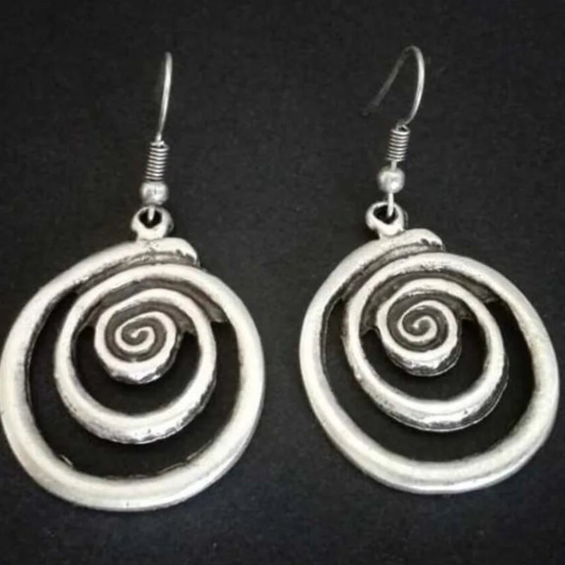 Ethnic Metal Round Earrings